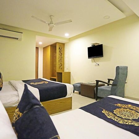 Hotel Ronit Royal Delhi Airport By D'Capitol New Delhi Eksteriør bilde